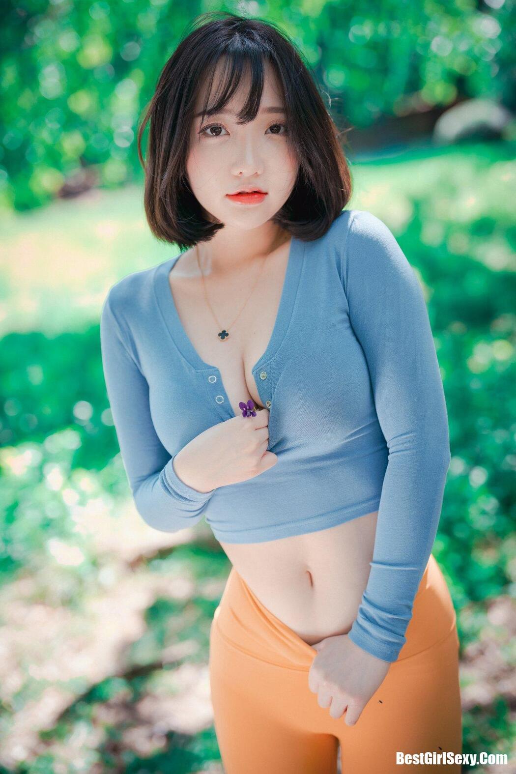 DJAWA 손예은 Naughty Trekking A