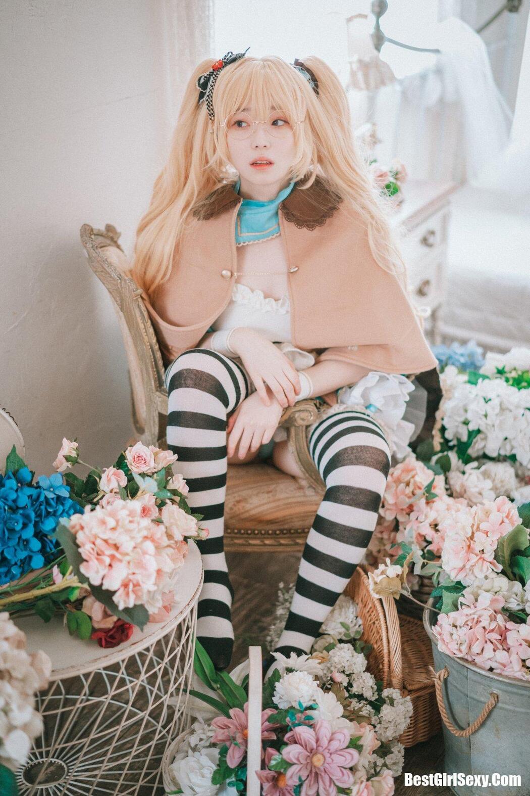 DJAWA 밤비 Alice in Glasses
