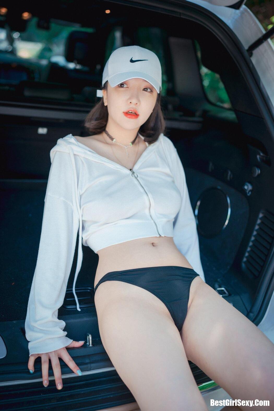 DJAWA 손예은 Naughty Trekking B