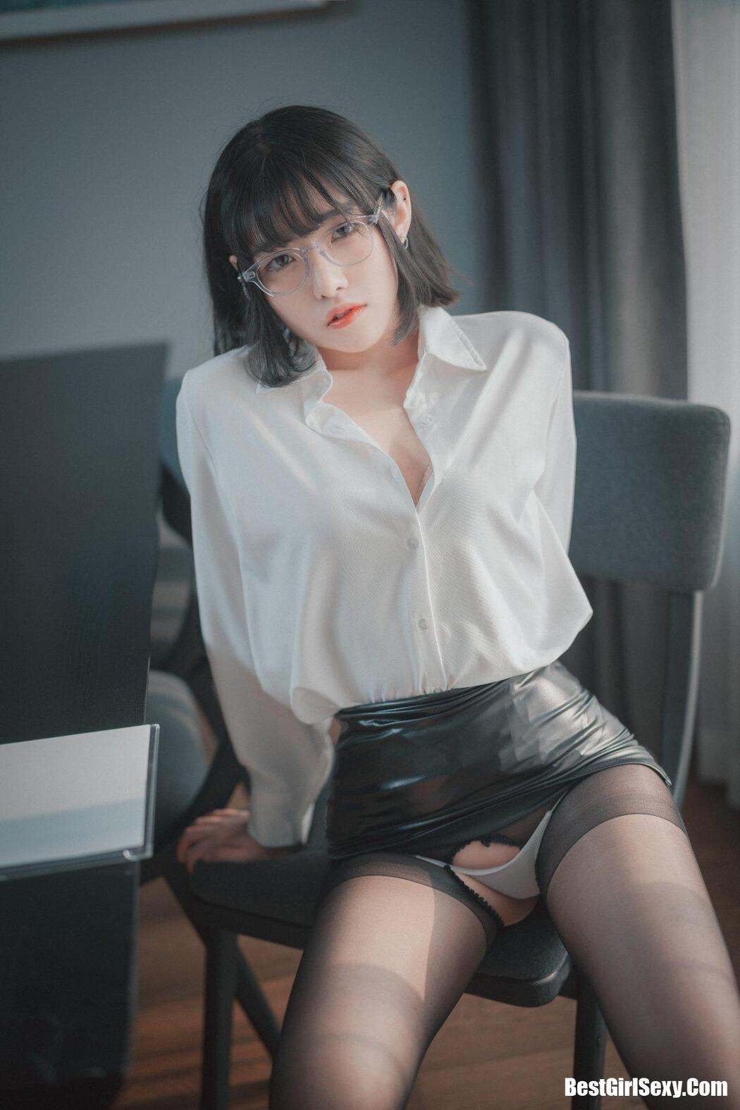 DJAWA 손손 Need Your Approval