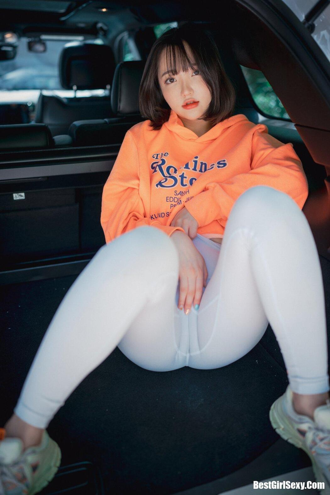 DJAWA 손예은 Naughty Trekking B
