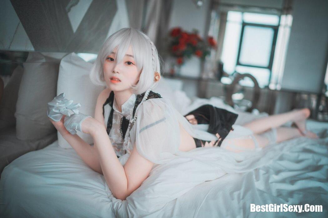 DJAWA 밤비 Azur Lane HMS Sirius