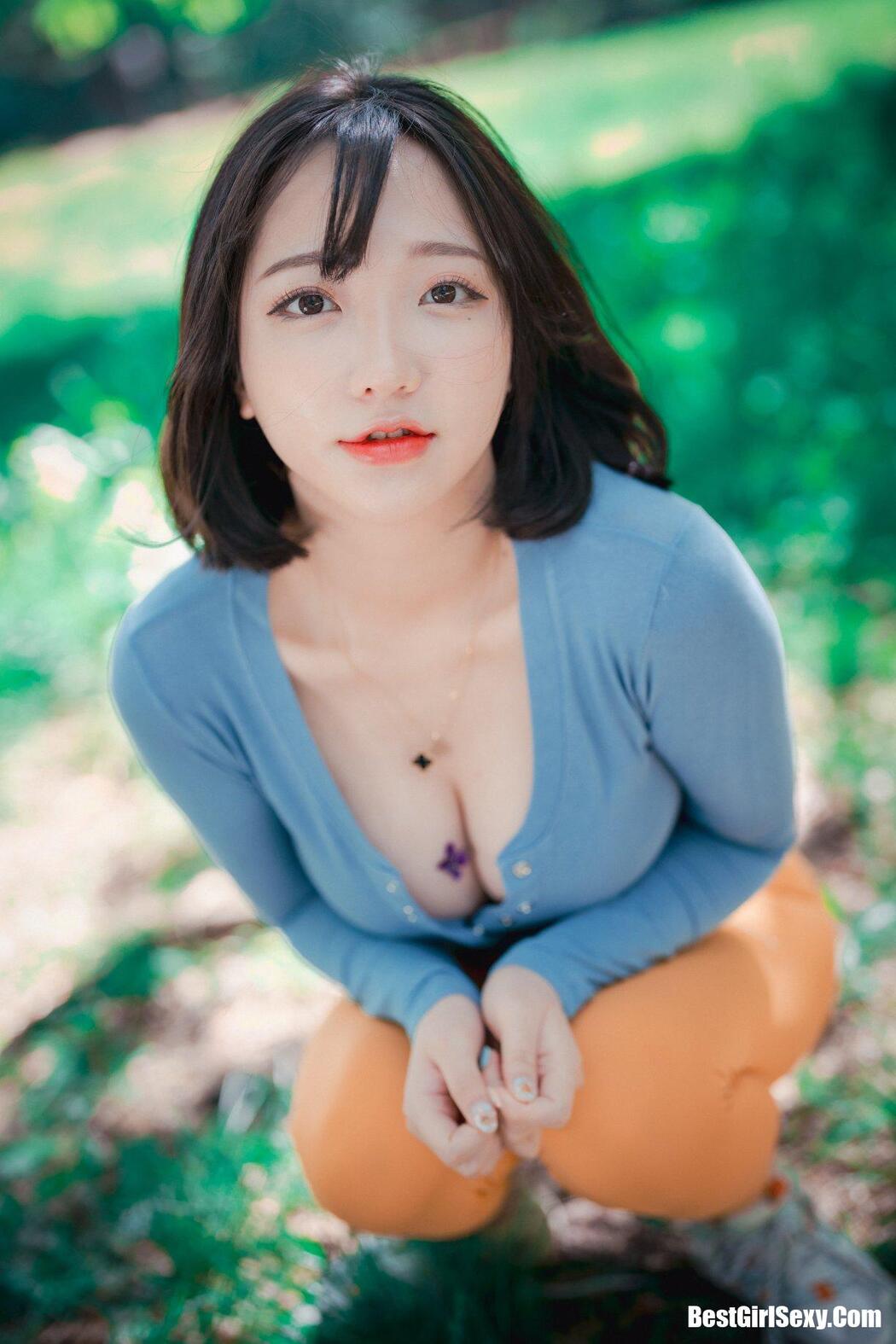 DJAWA 손예은 Naughty Trekking A