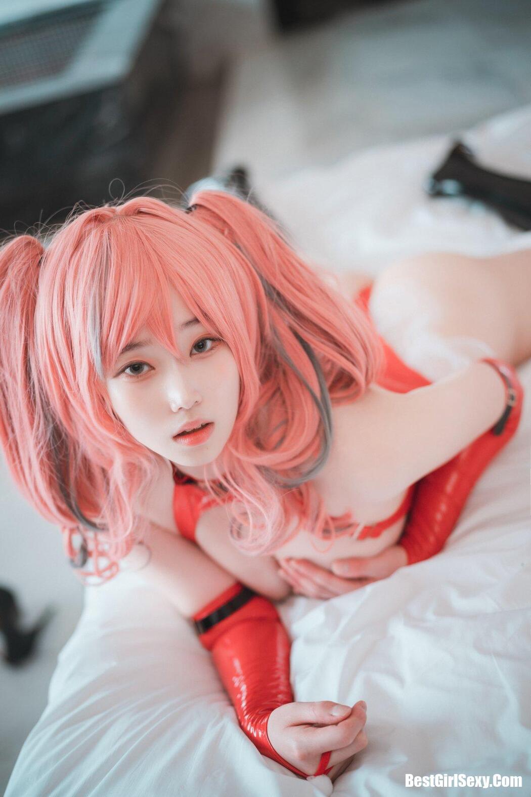 DJAWA 밤비 Santa Girl in the Summer