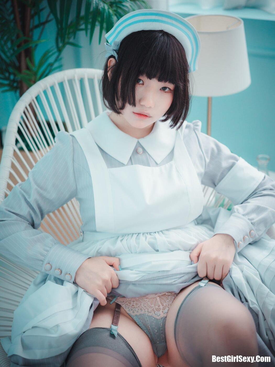 DJAWA 밈미 St. Esther