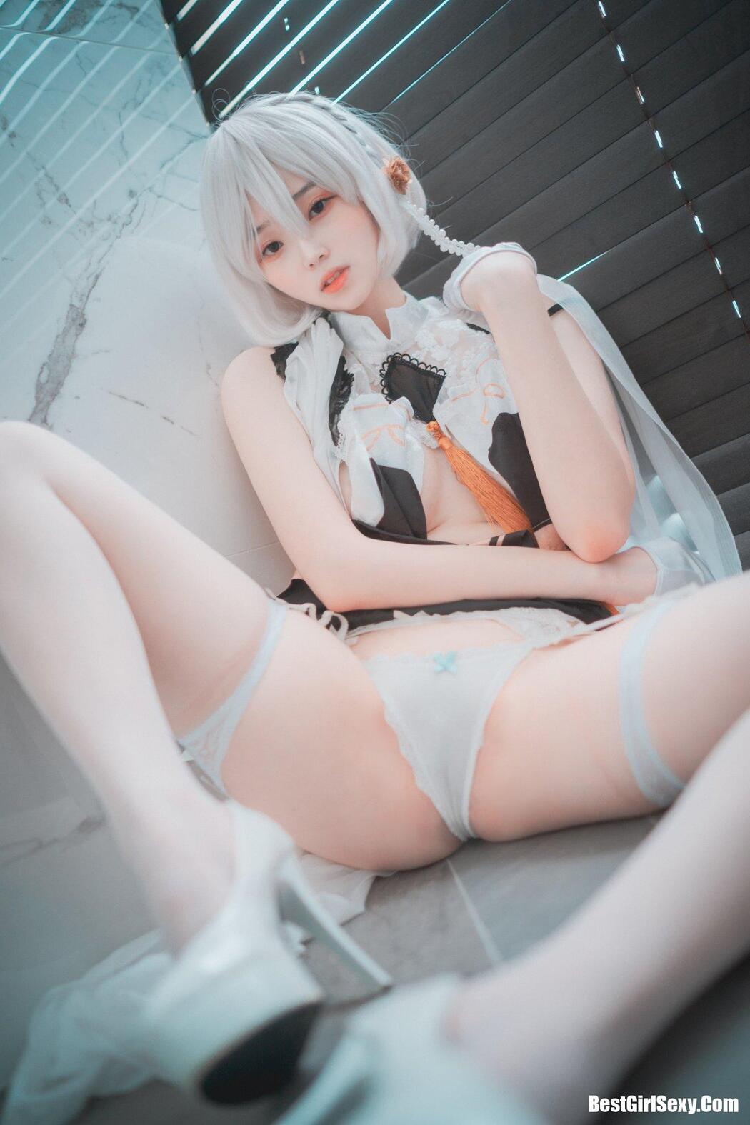 DJAWA 밤비 Azur Lane HMS Sirius