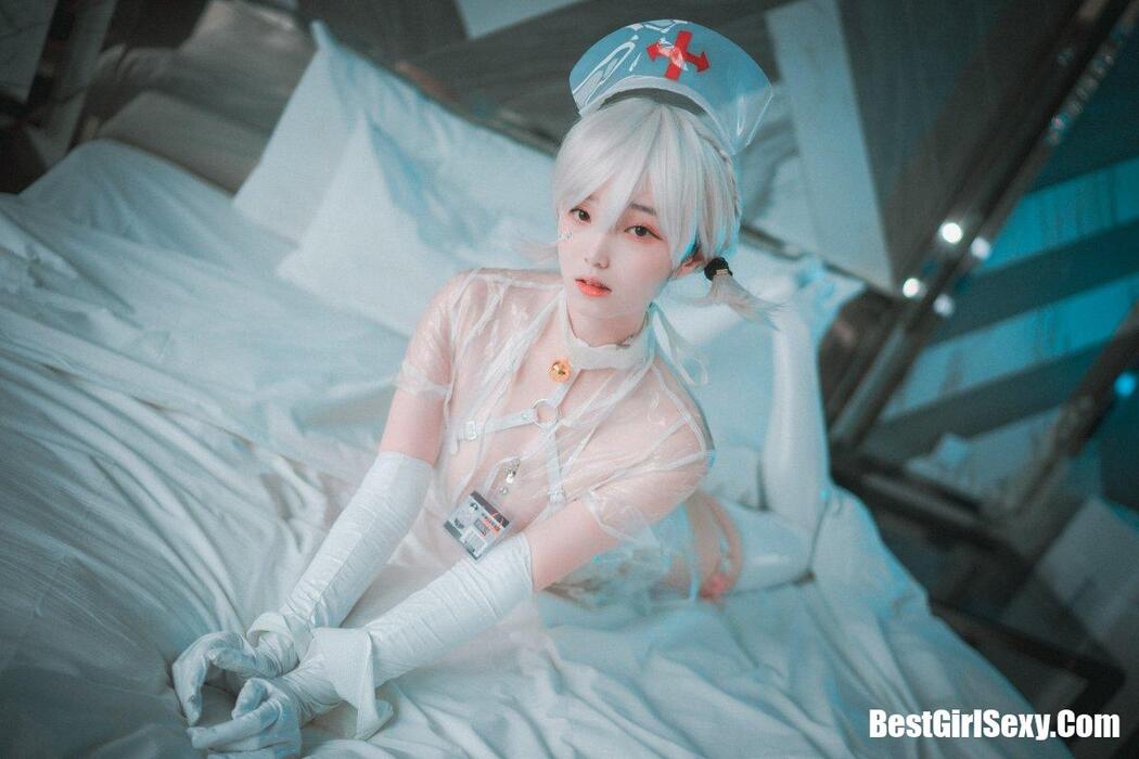 DJAWA 밤비 Nurse Nation (White ver)