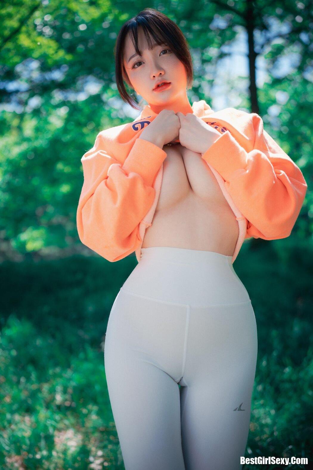 DJAWA 손예은 Naughty Trekking B