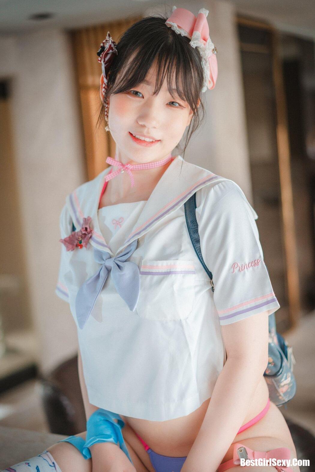 DJAWA 밈미 Mochilero en Violeta Backpacker-Girl