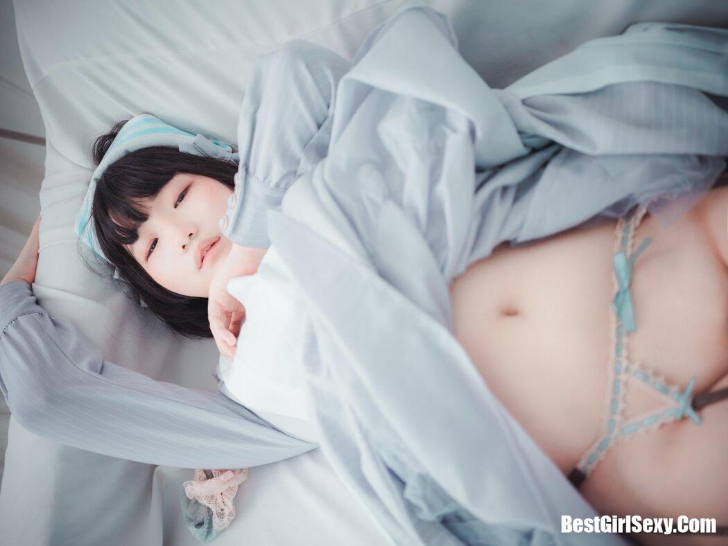 DJAWA 밈미 St. Esther