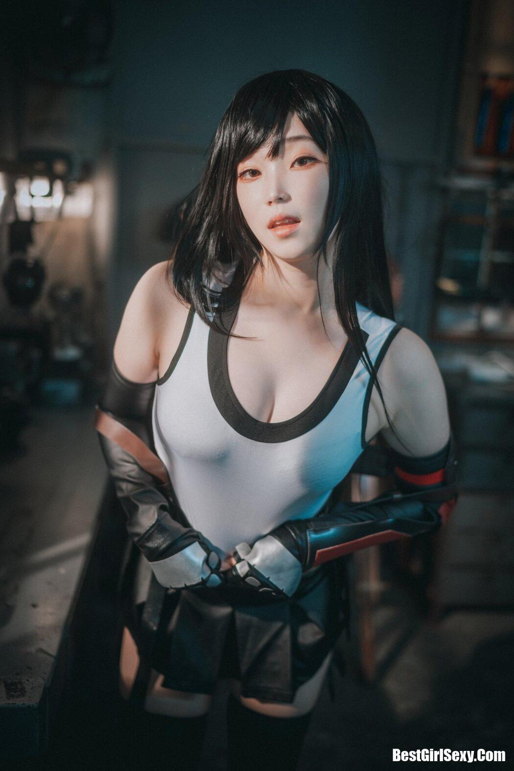 DJAWA 밤비 Tifa Lockhart