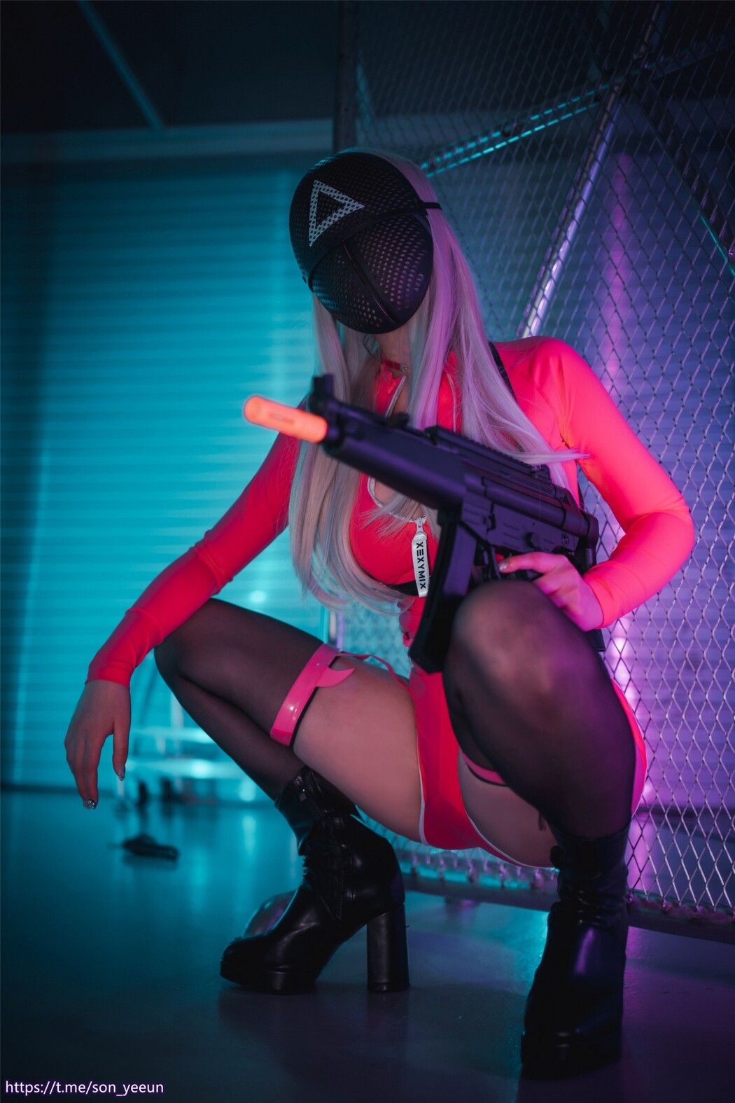 DJAWA 손예은 Squid Game Triangle Soldier