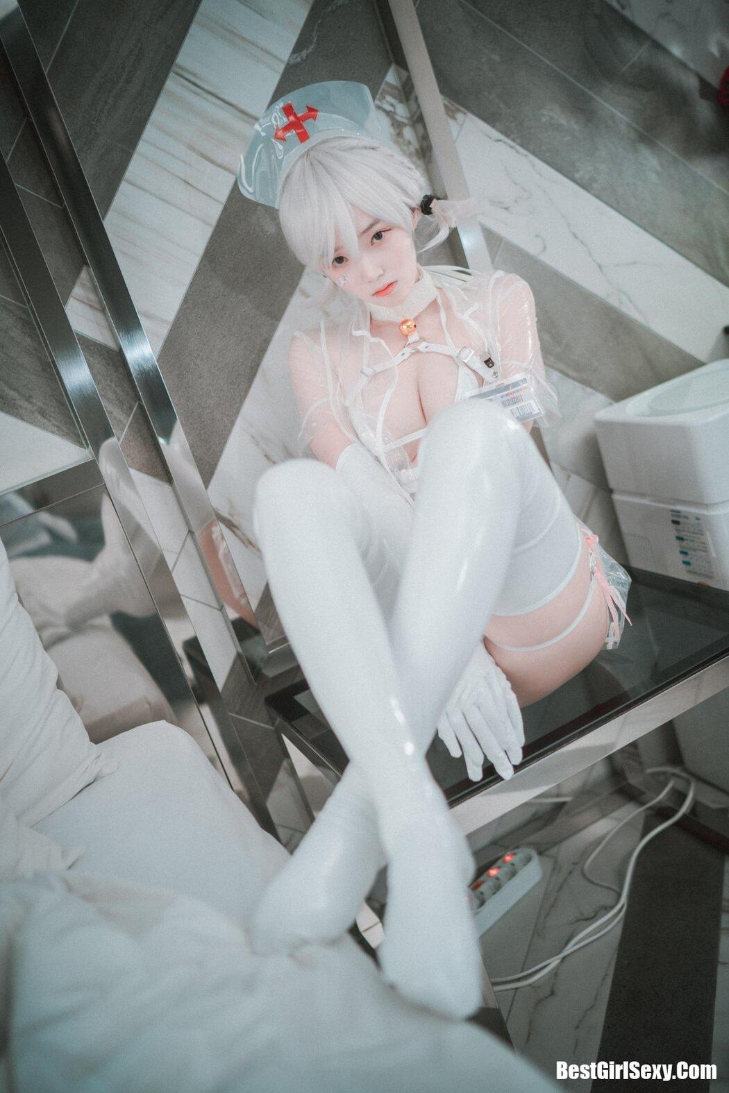 DJAWA 밤비 Nurse Nation (White ver)