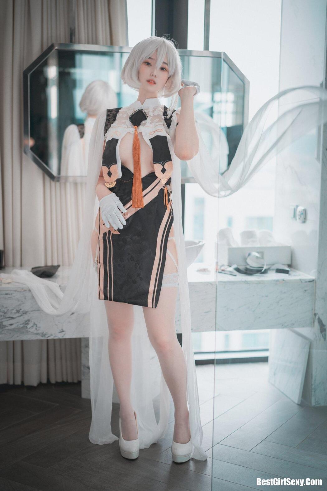 DJAWA 밤비 Azur Lane HMS Sirius