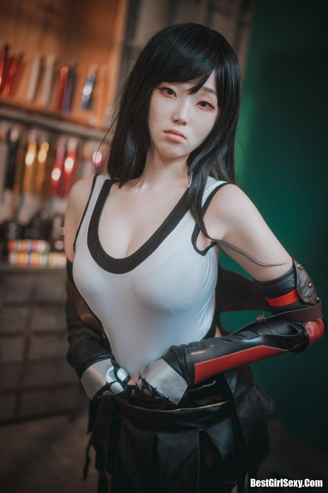 DJAWA 밤비 Tifa Lockhart