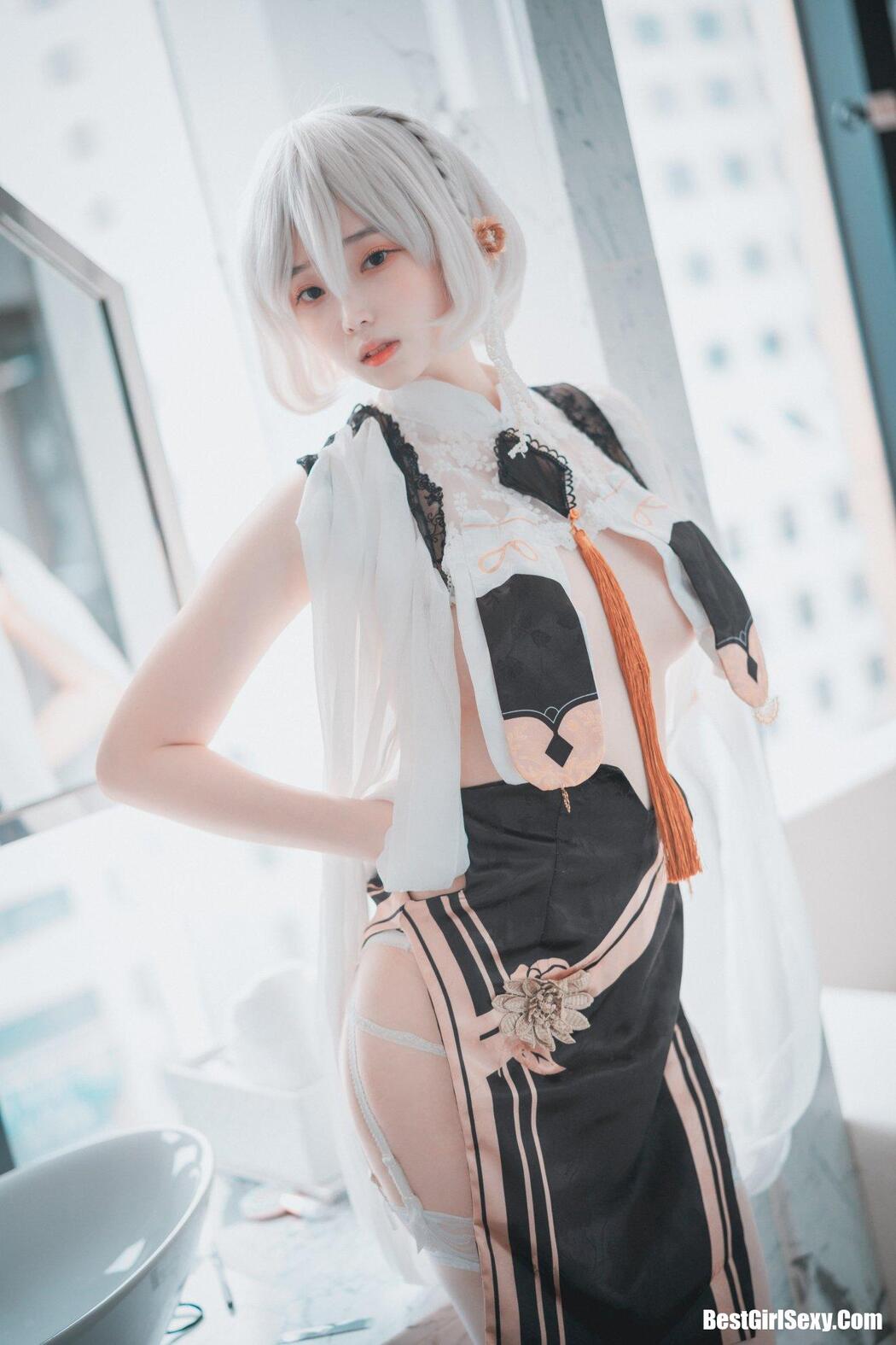 DJAWA 밤비 Azur Lane HMS Sirius