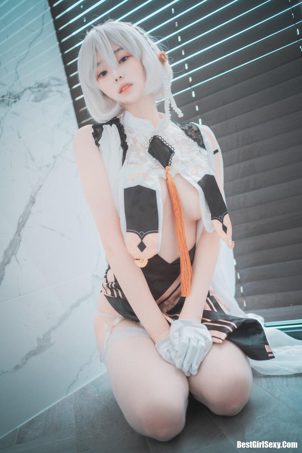 DJAWA 밤비 Azur Lane HMS Sirius