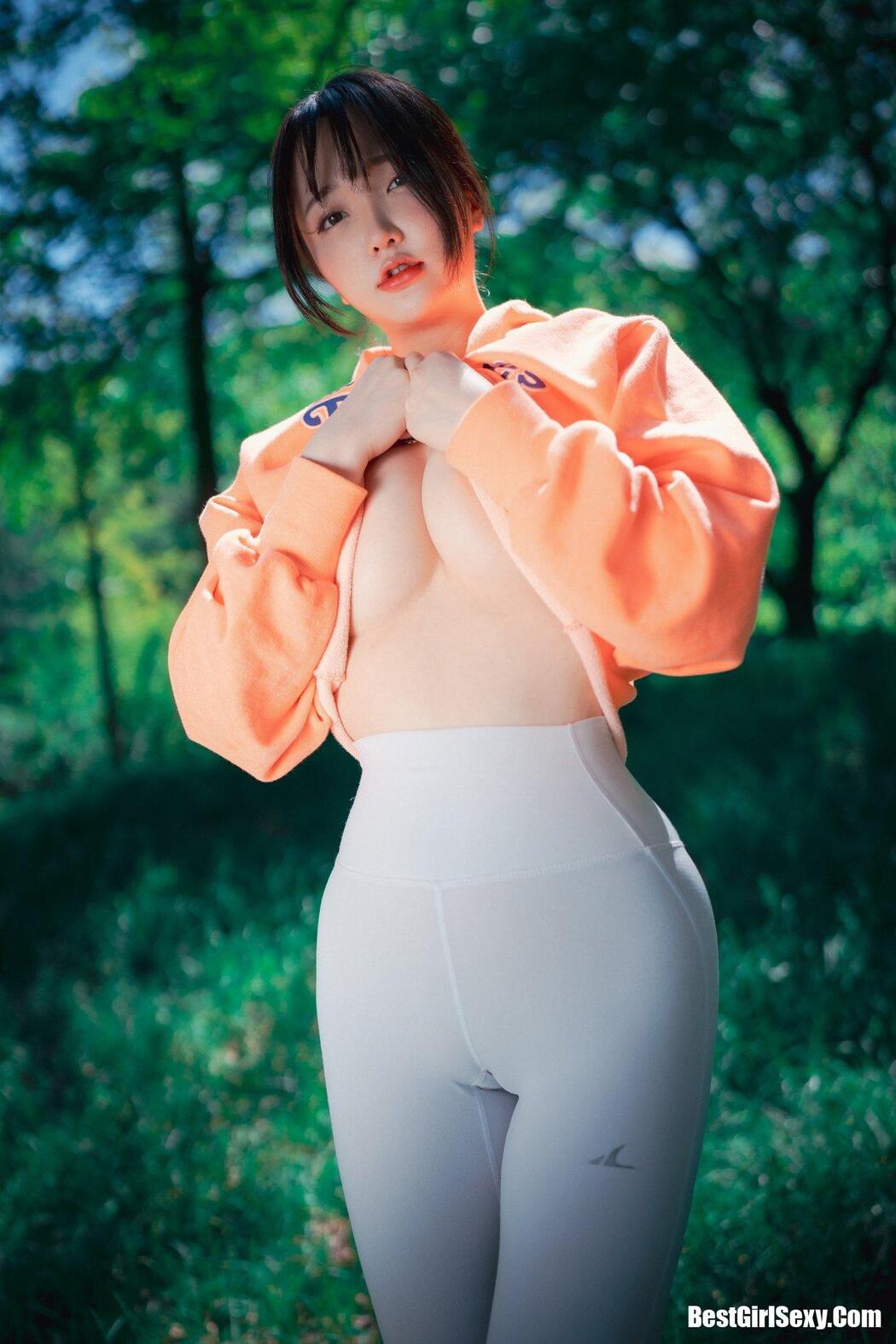 DJAWA 손예은 Naughty Trekking B