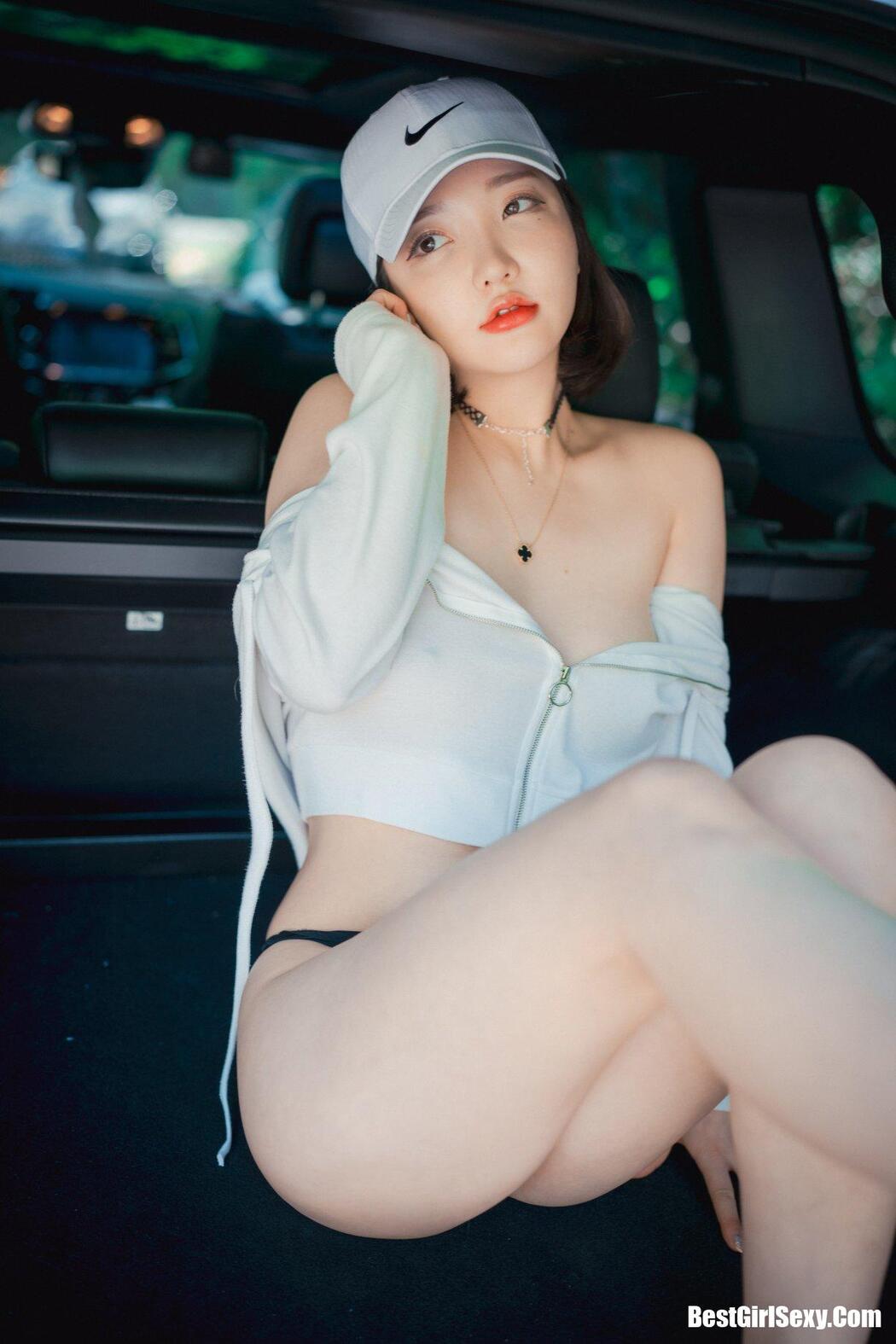 DJAWA 손예은 Naughty Trekking B