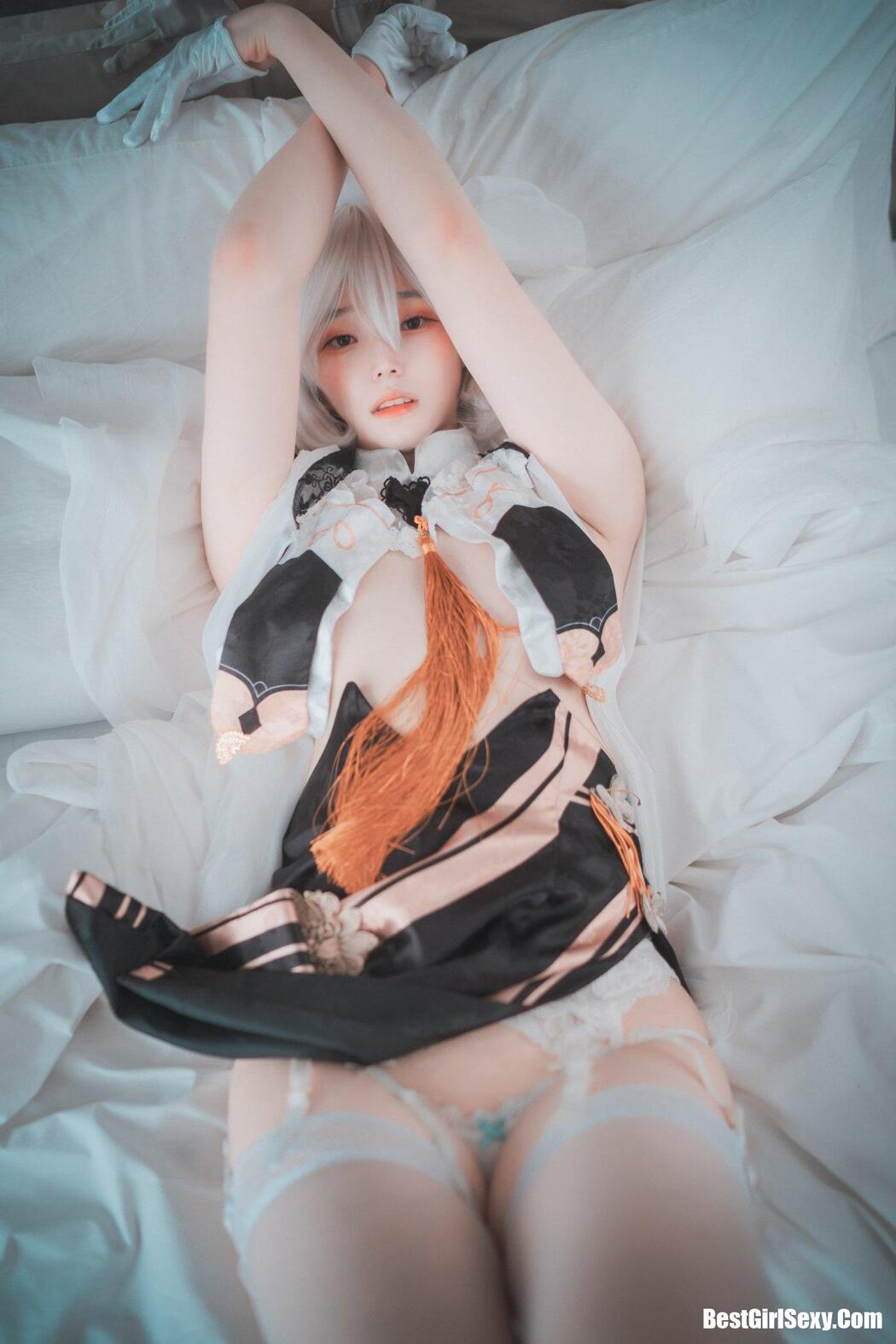 DJAWA 밤비 Azur Lane HMS Sirius