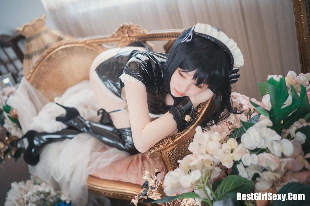 DJAWA 밤비 Femme de Chambre en Latex