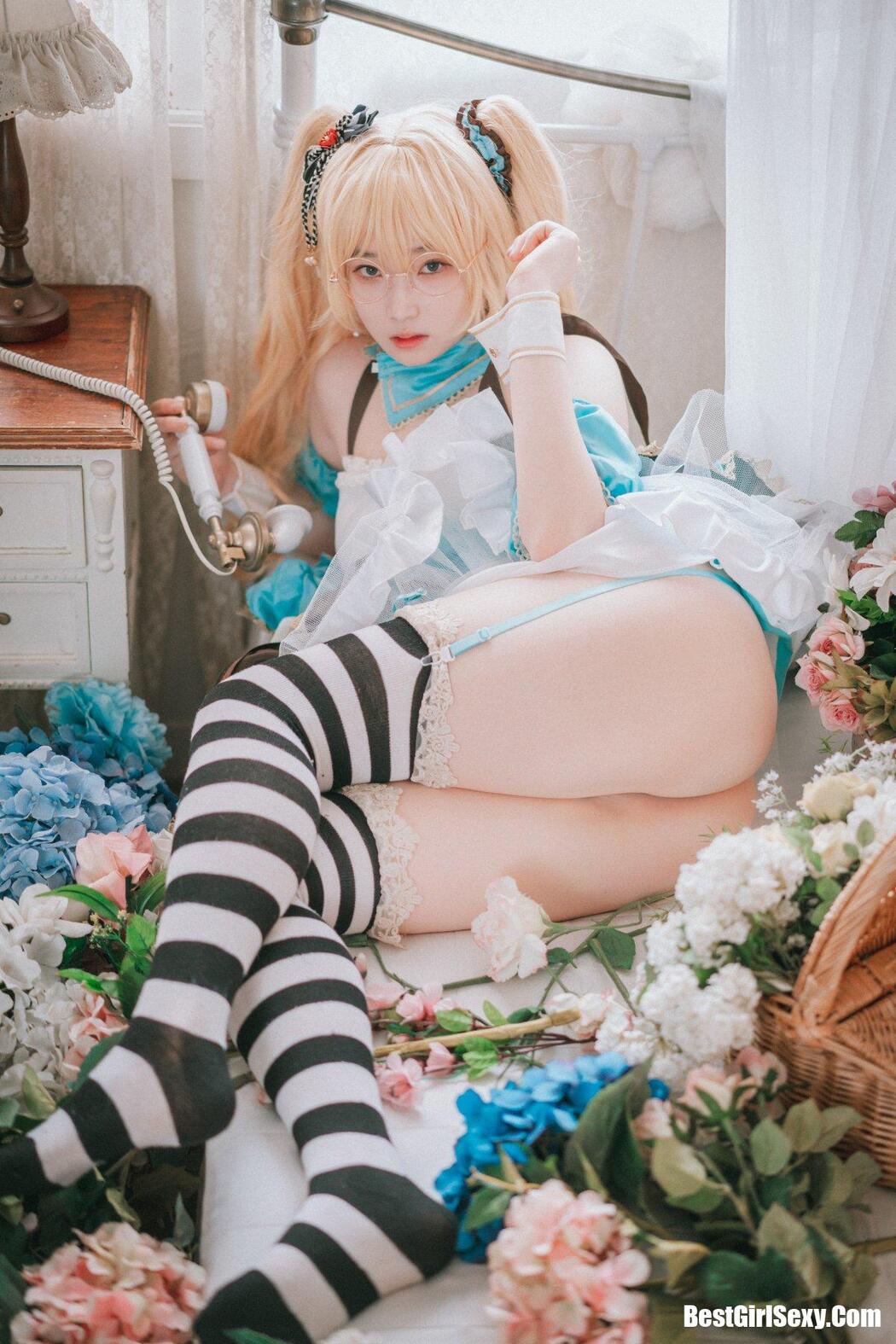 DJAWA 밤비 Alice in Glasses