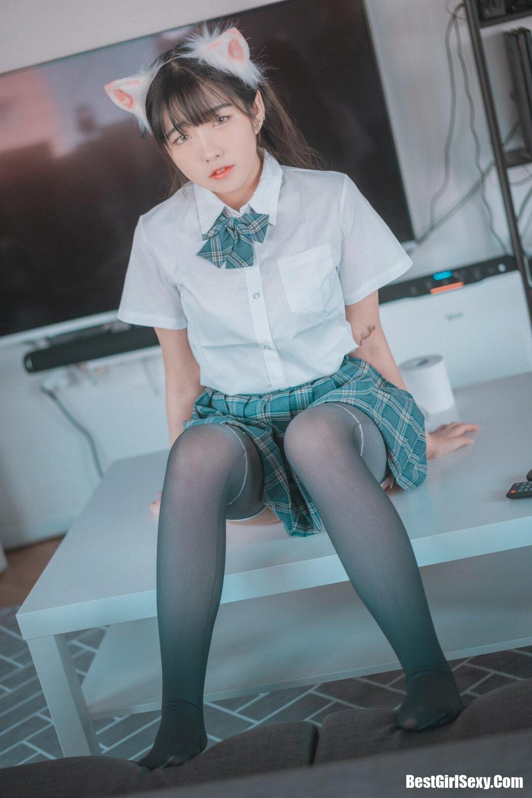 DJAWA 손손 Plug Me In