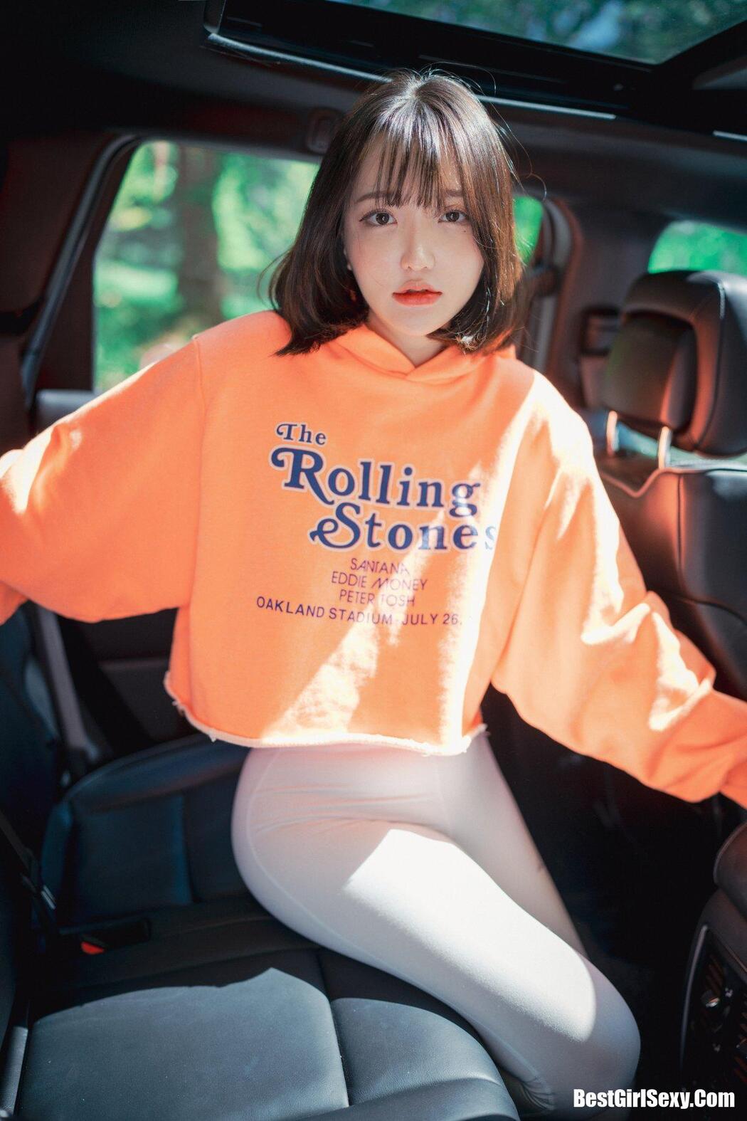 DJAWA 손예은 Naughty Trekking B