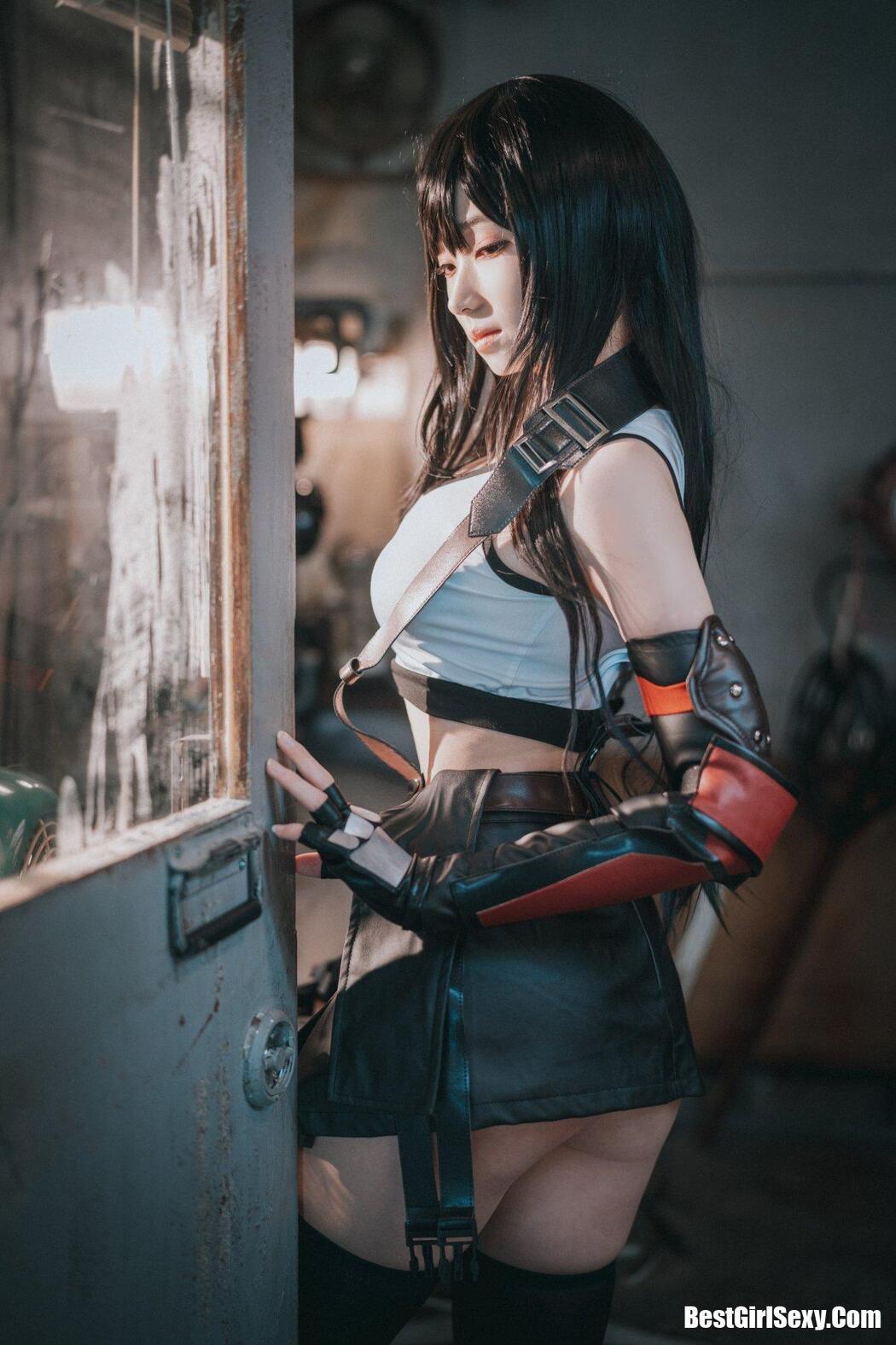 DJAWA 밤비 Tifa Lockhart