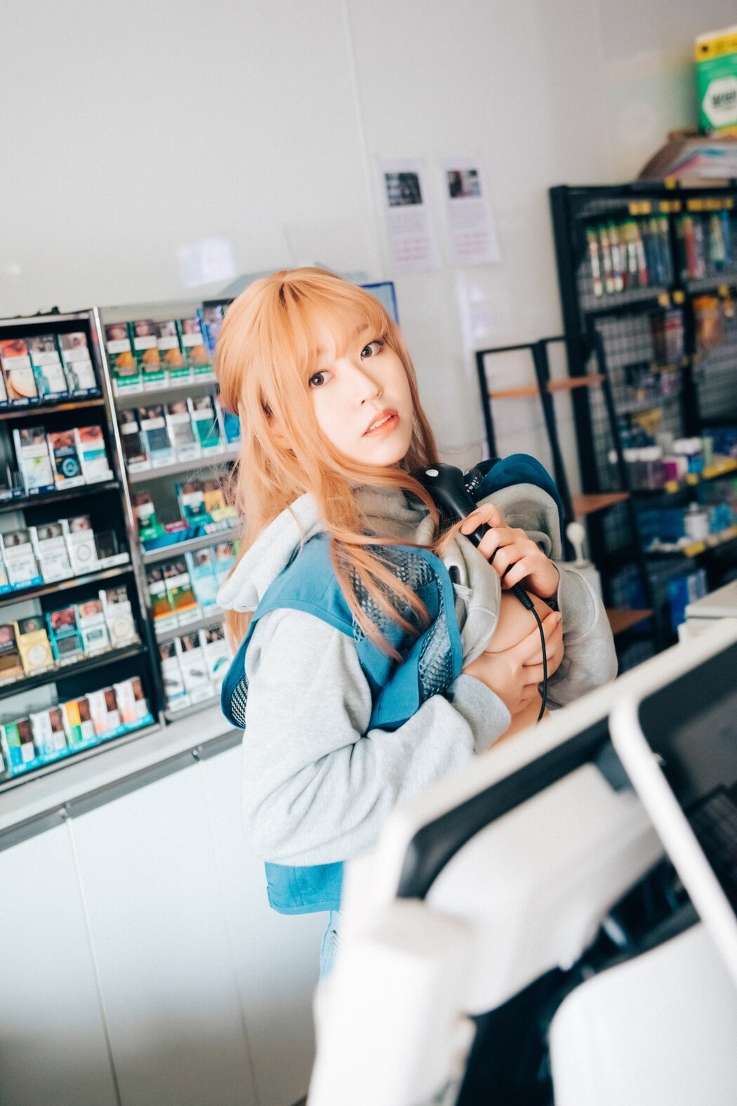 Loozy Mozzi 모찌 – Twitter Girl