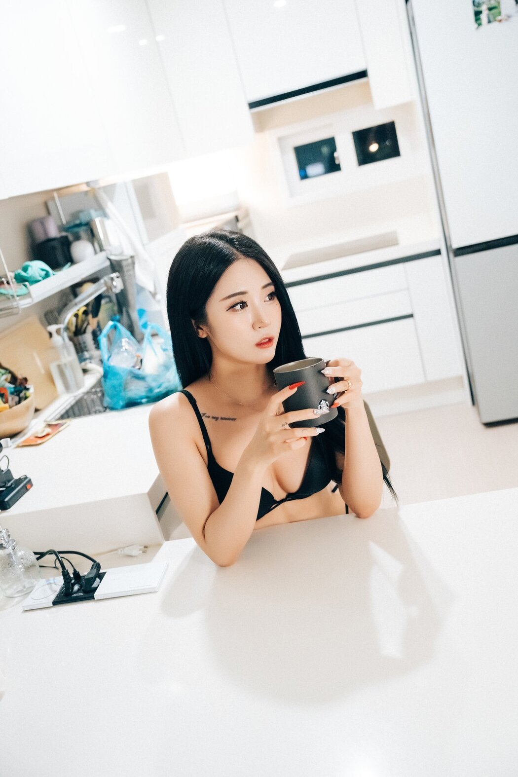 Loozy Bomi – You Bomi B