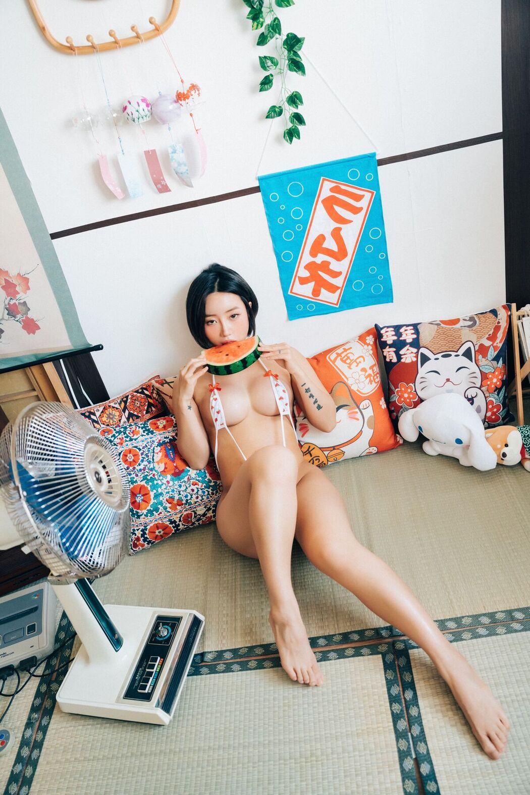 Loozy Booty Queen – Girl Room S.Ver A