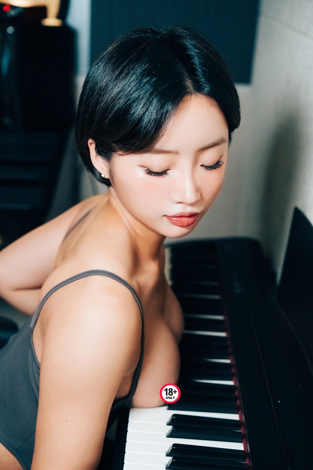 Loozy Booty Queen – Nude Recording B