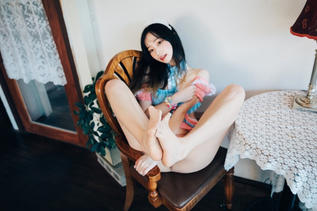 Loozy Bambi 밤비 – Cafe Alba Part 2