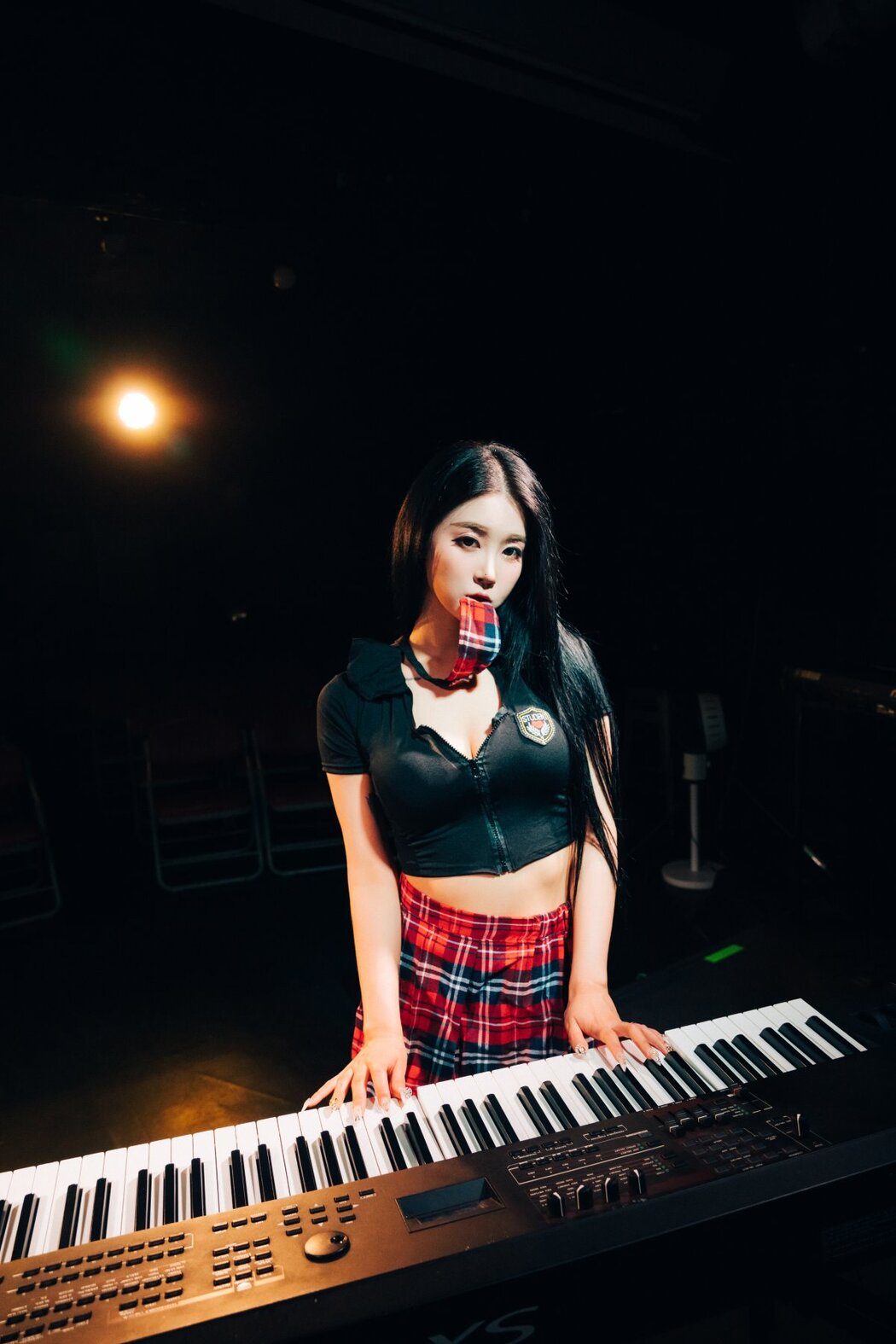 Loozy Bomi 보미 – Covert Stage B