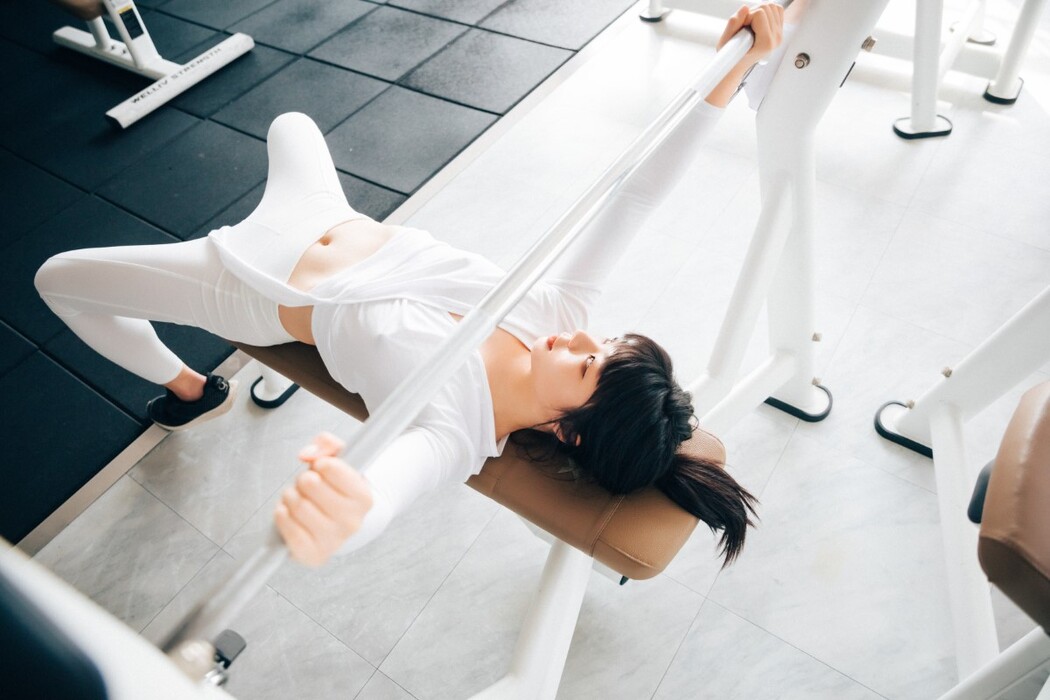 Loozy Kissme – Strip Fitness