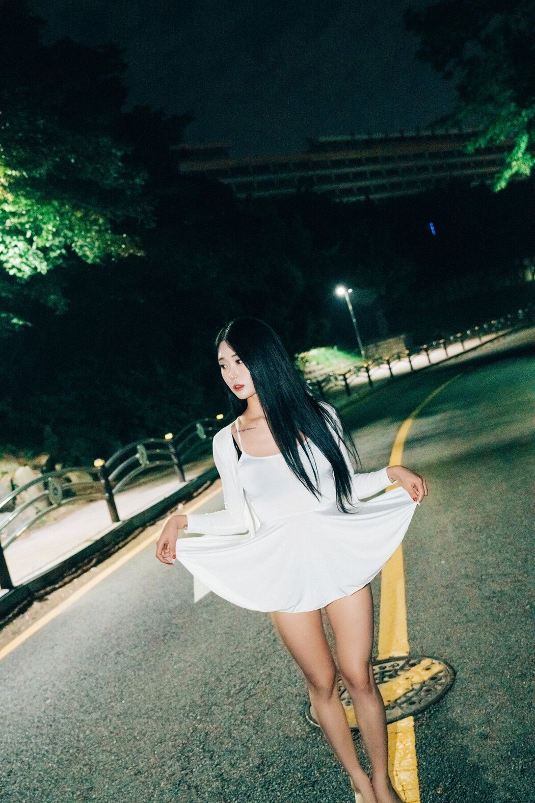 Loozy Bomi 보미 – Night Roads
