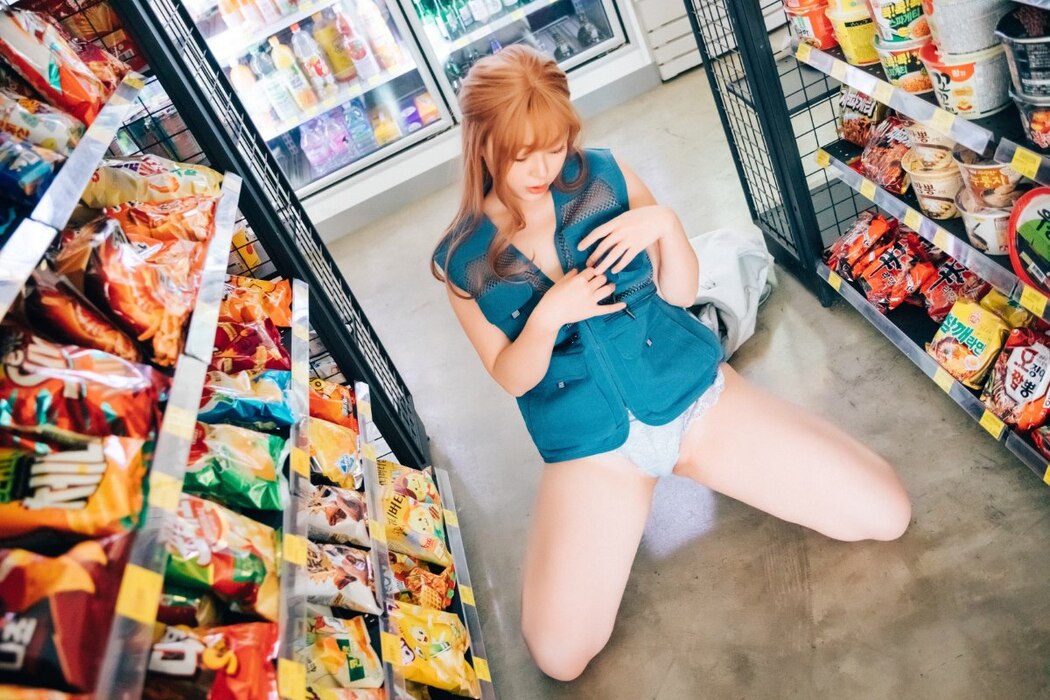 Loozy Mozzi 모찌 – Twitter Girl