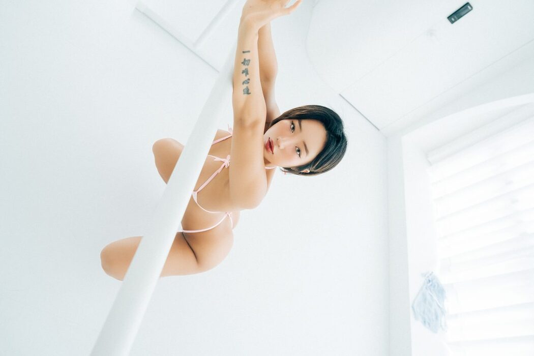 Loozy Booty Queen – Tied Ups A