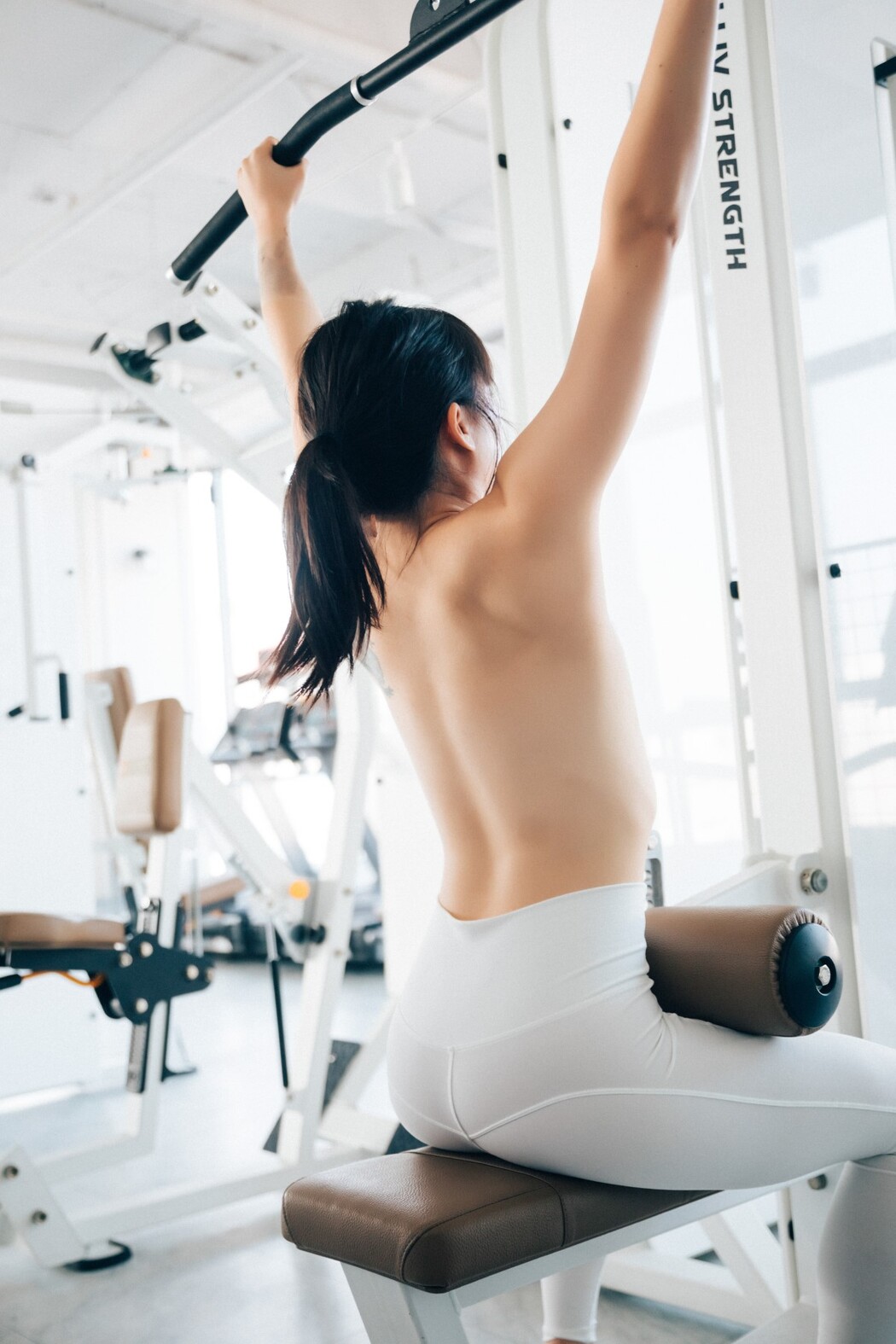 Loozy Kissme – Strip Fitness