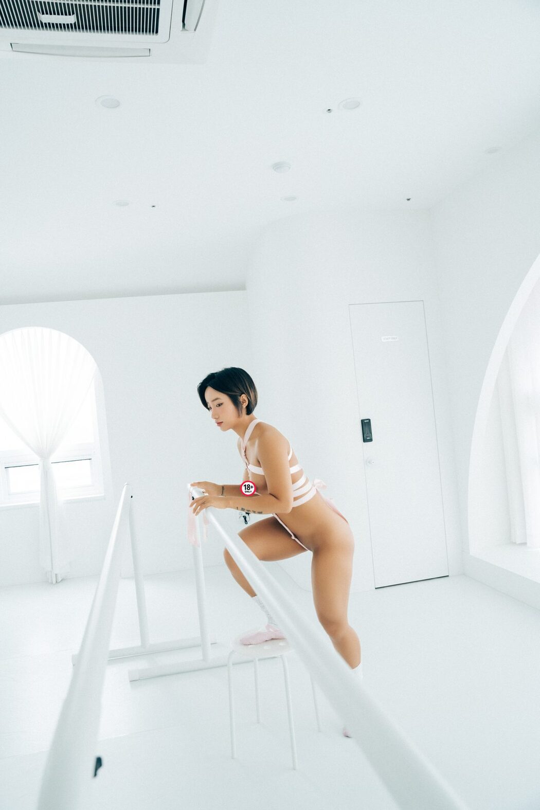 Loozy Booty Queen – Tied Ups B