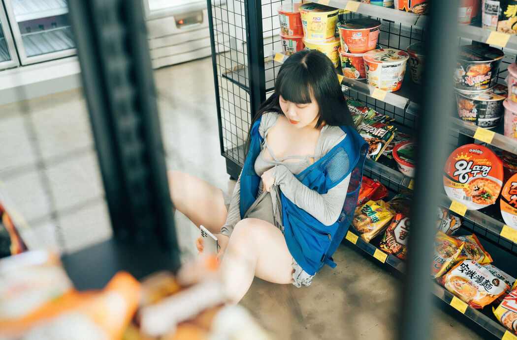 Loozy Doyeon – Convenience Store Sub Part1