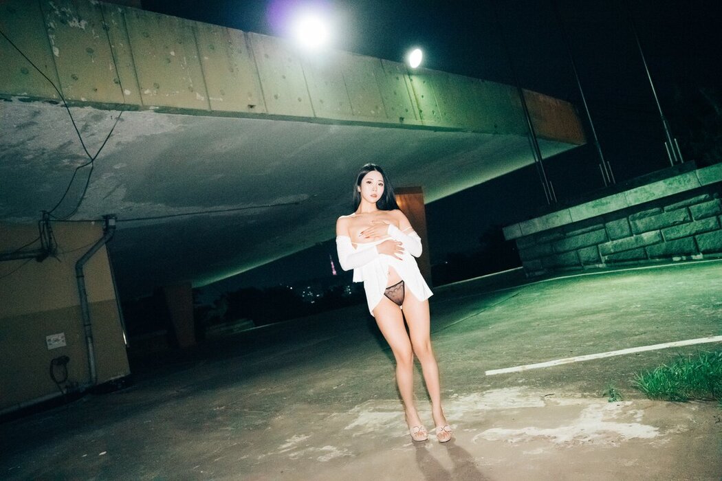 Loozy Bomi 보미 – Night Roads