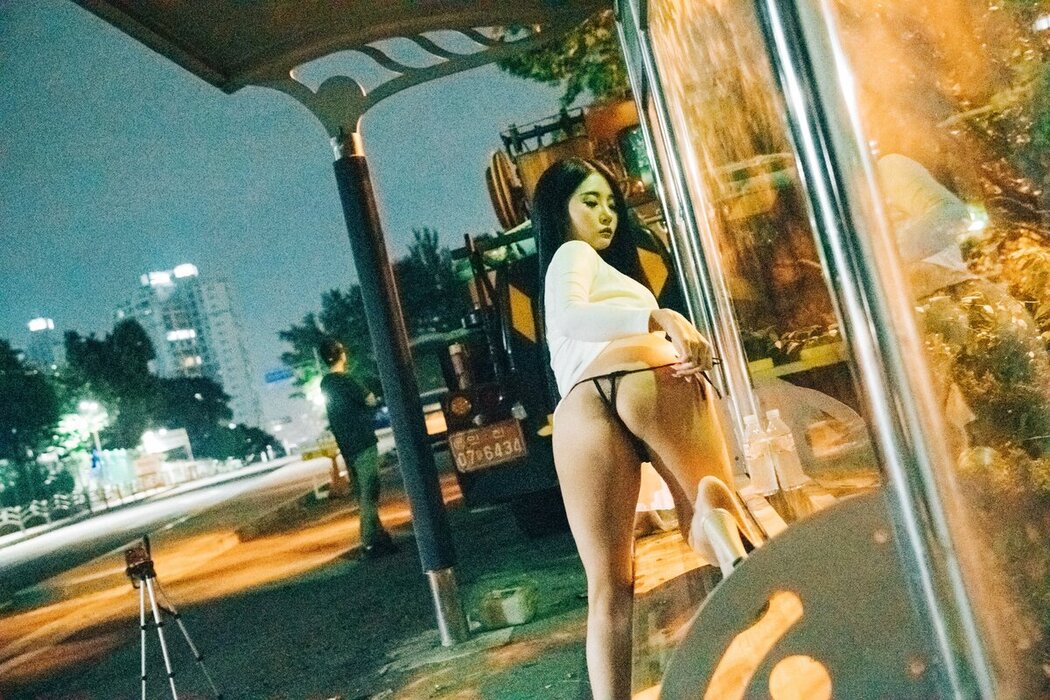Loozy Bomi 보미 – Night Roads