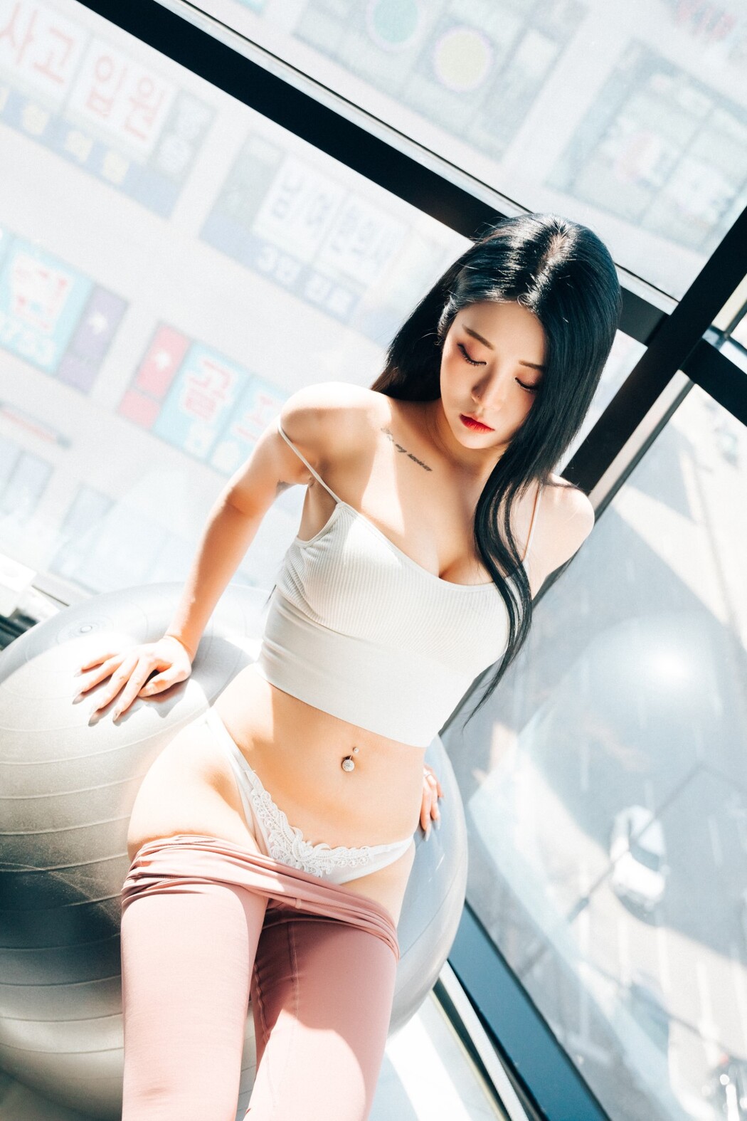 Loozy Bomi (보미) – PT Girl