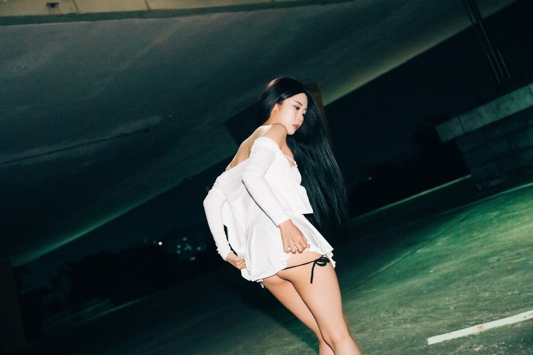 Loozy Bomi 보미 – Night Roads