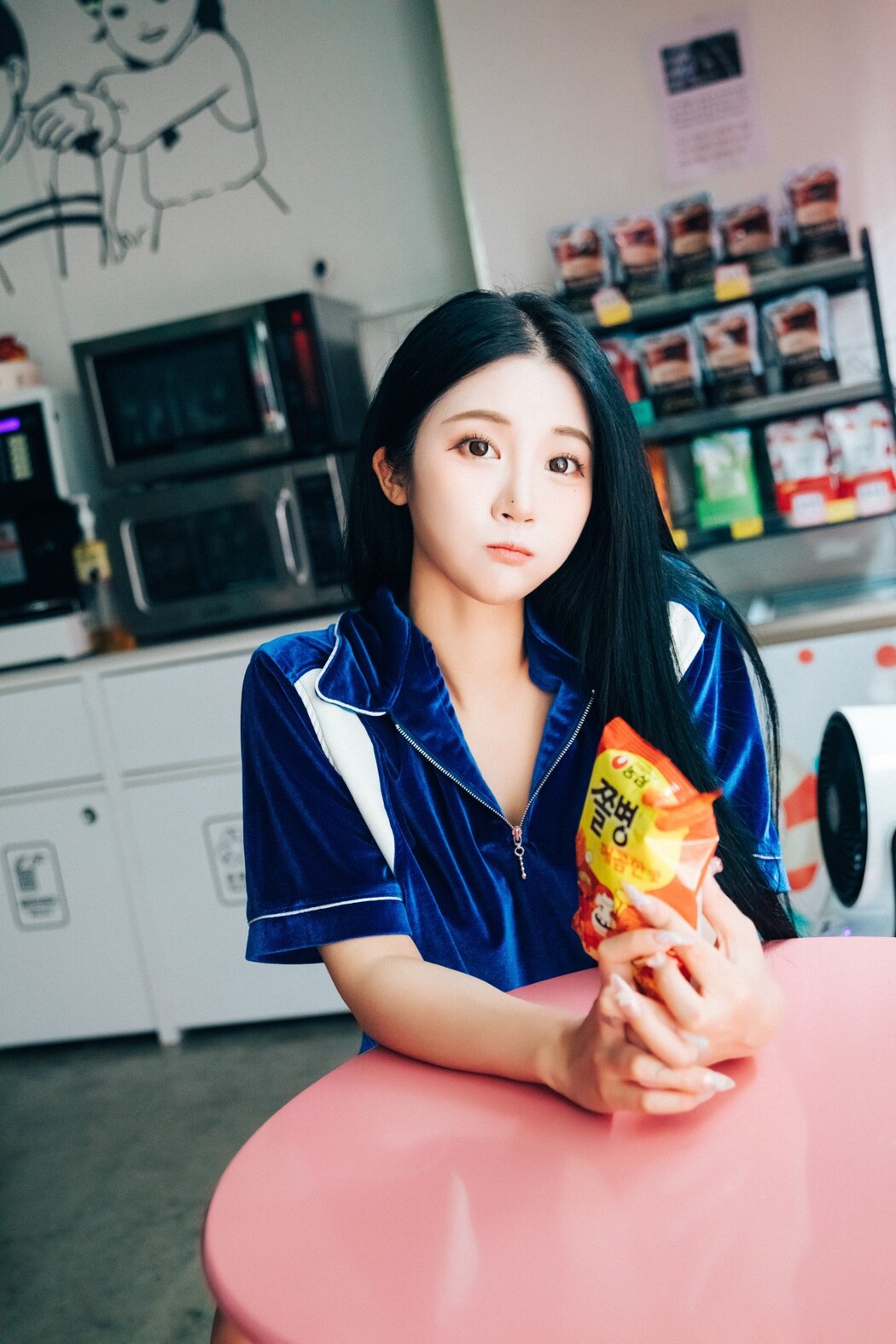 Loozy Bomi 보미 – Part Timer