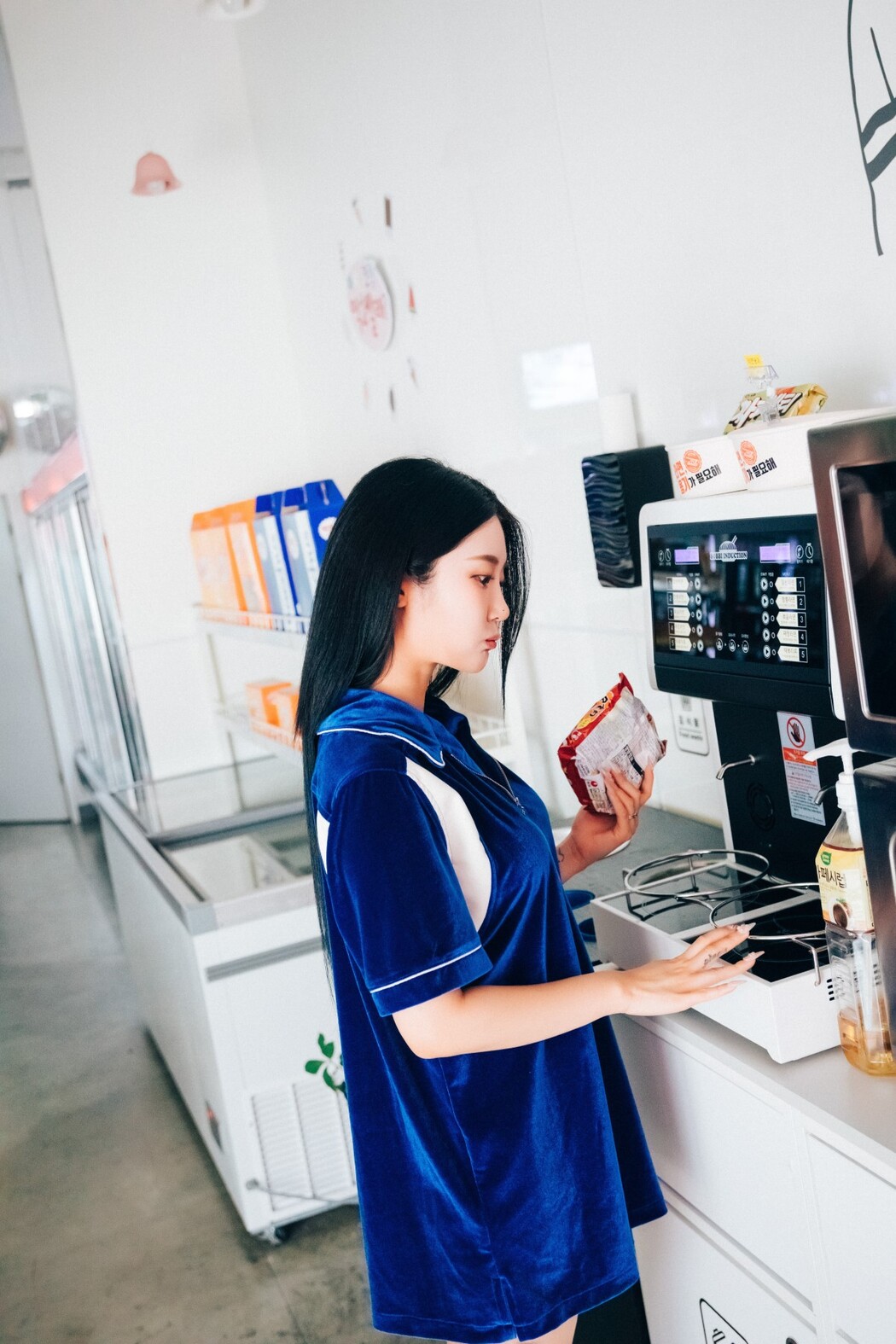Loozy Bomi 보미 – Part Timer