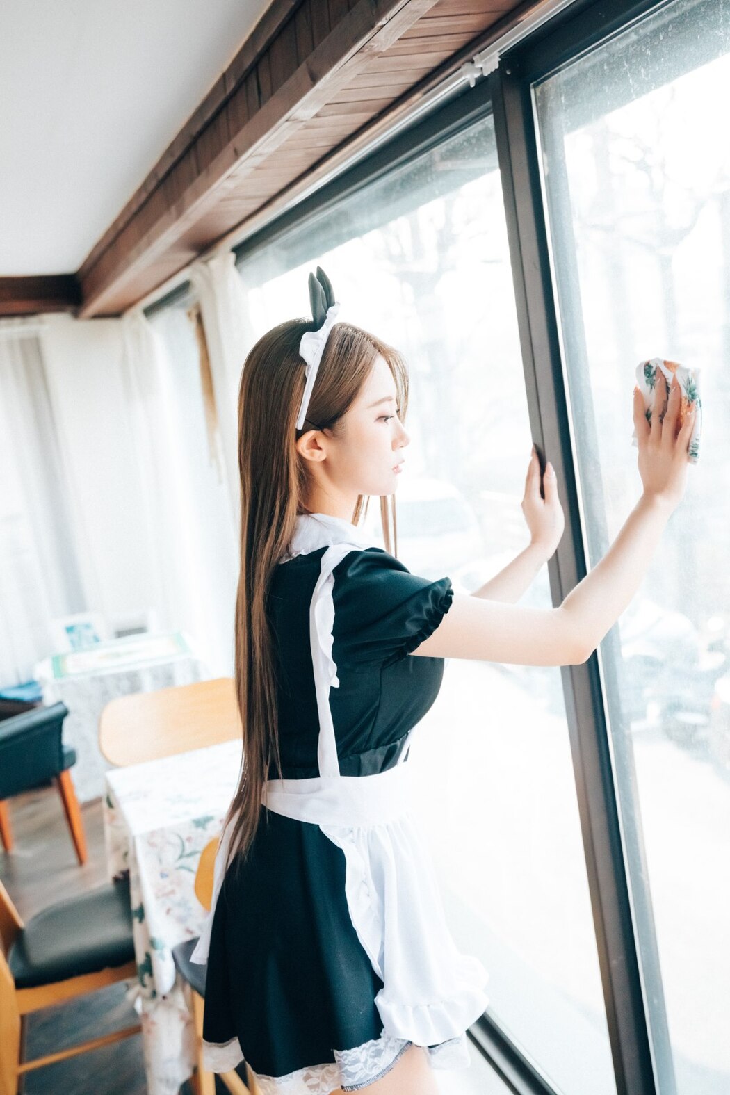 Loozy Bomi 보미 – Maid Cafe S.Ver B