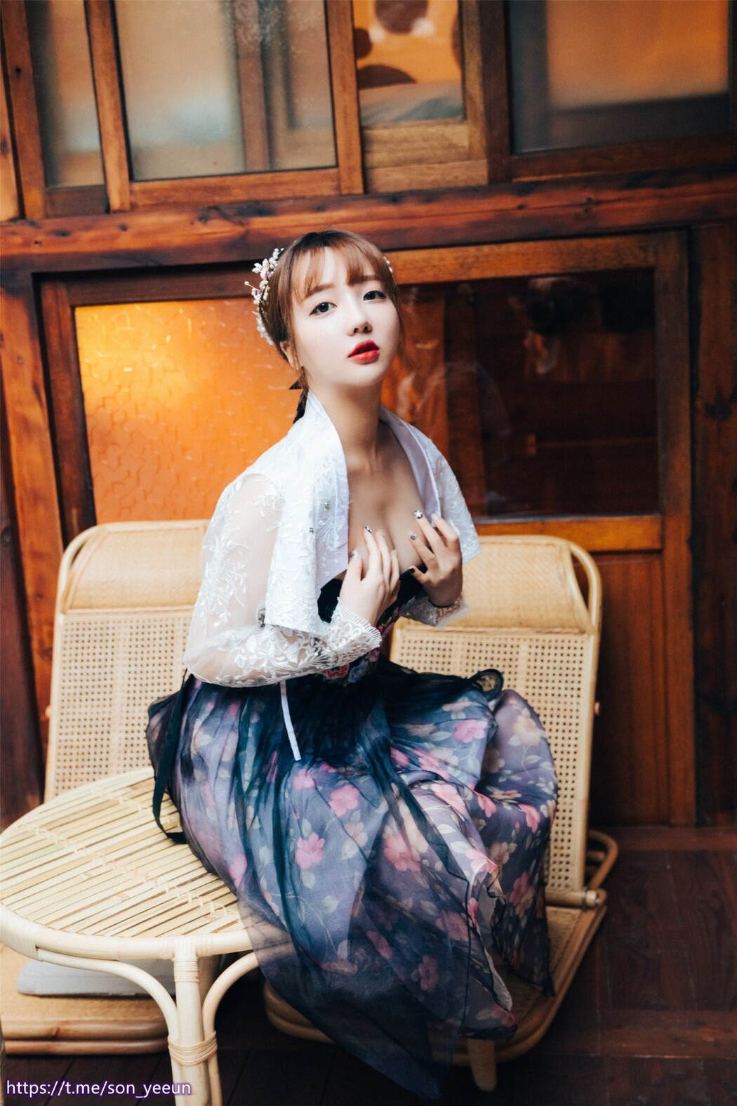 Loozy Gisheng 妓生 – Son Ye-Eun 손예은